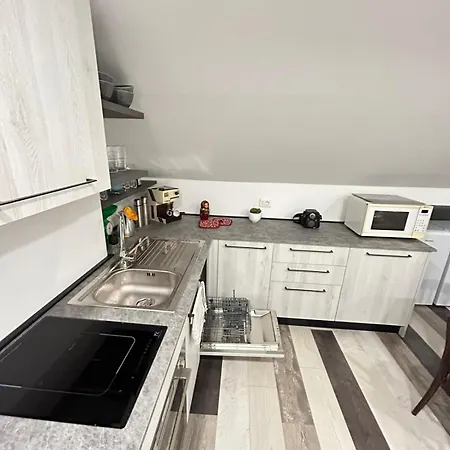 Lägenhet Mansarda In Pieno Centro