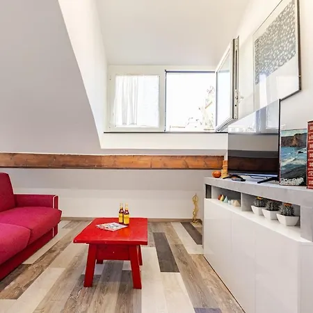 Mansarda In Pieno Centro * Savona