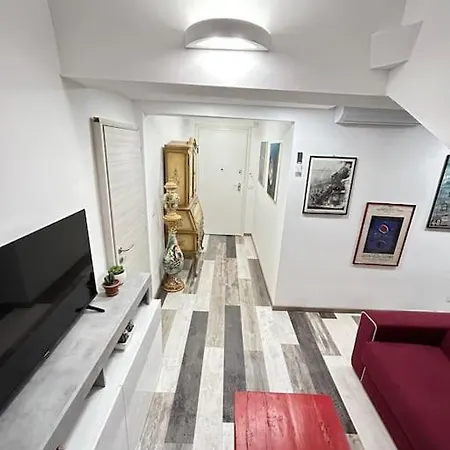 Mansarda In Pieno Centro Διαμέρισμα Σαβόνα