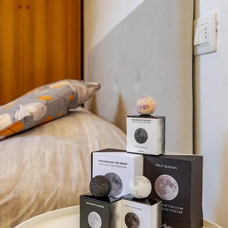 Mansarda In Pieno Centro Савона