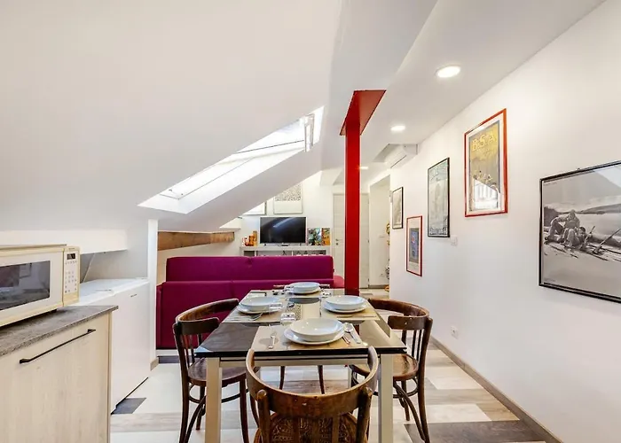 Mansarda In Pieno Centro Apartment