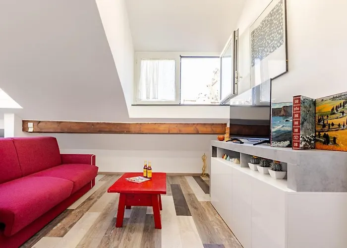 Mansarda In Pieno Centro * Savona